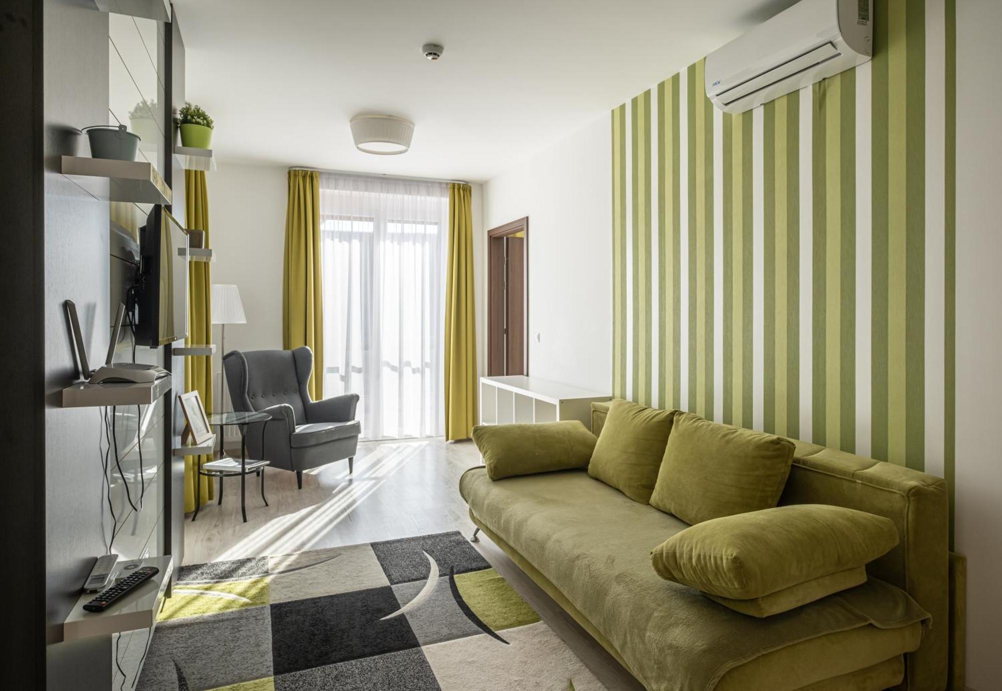 Aranymandula Apartmanok Balatonakali Exterior photo